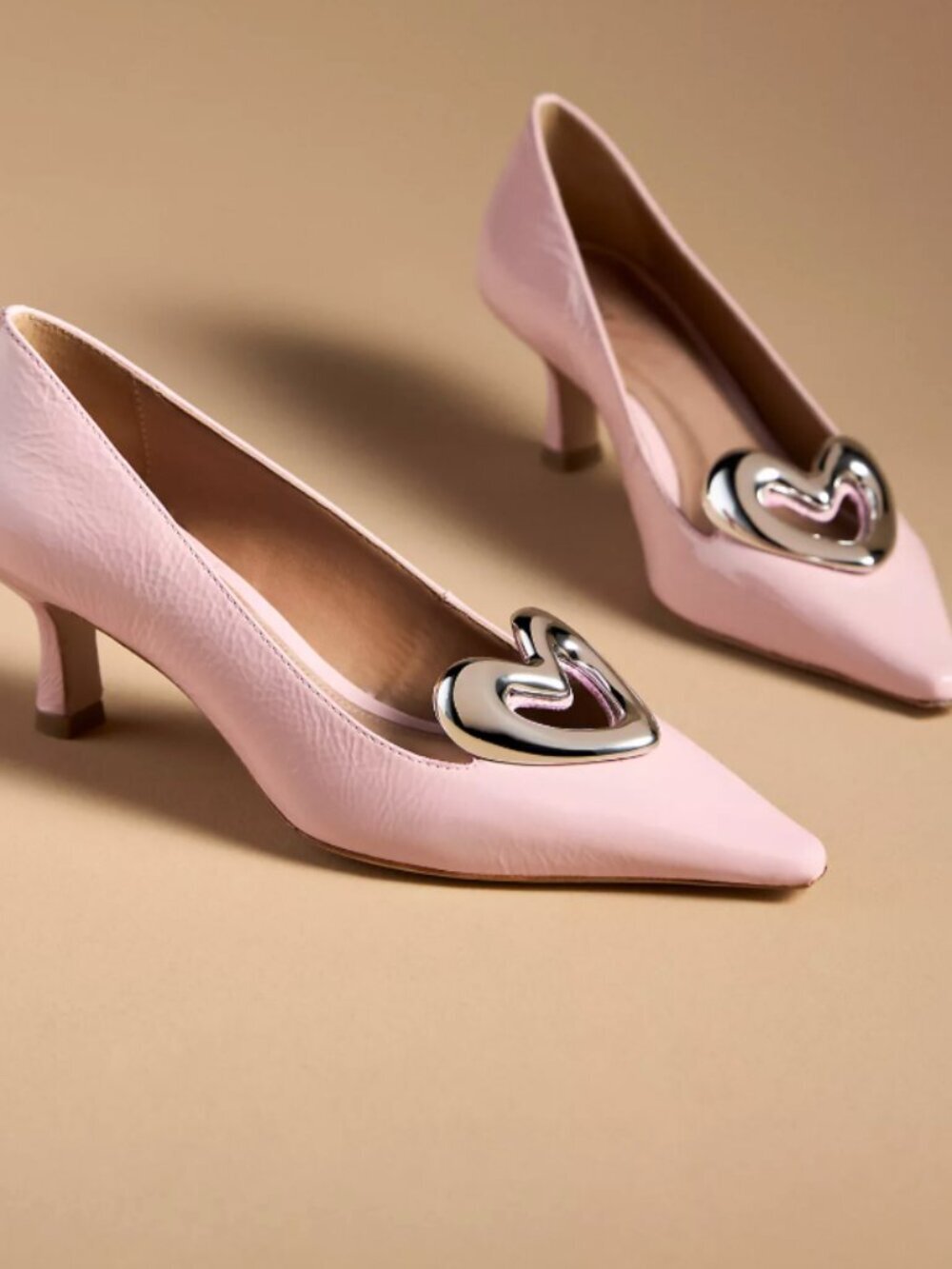 Maeve Hearts Pump - Picture 1 of 3
